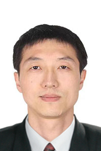 施刚.jpg
